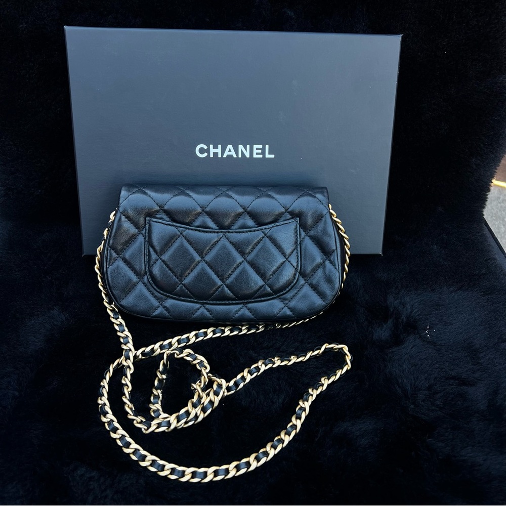 CHANEL Black Coco Mail Clutch Quilted Calfskin with Gold Chain - Picture 6 of 16